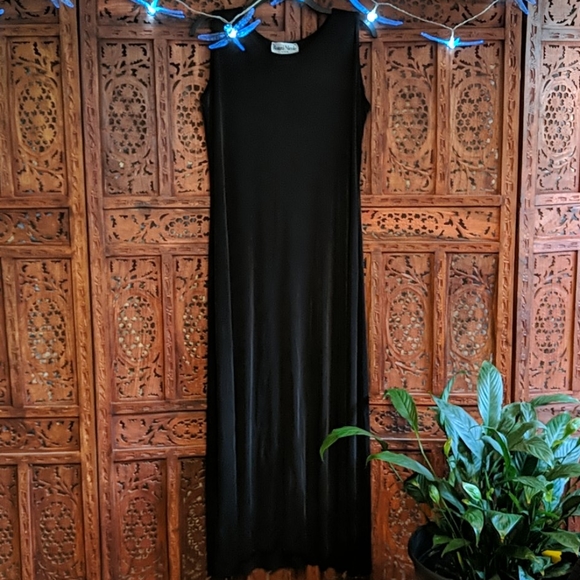 Ronni Nicole Dresses & Skirts - Vintage 90's long slinky black dress